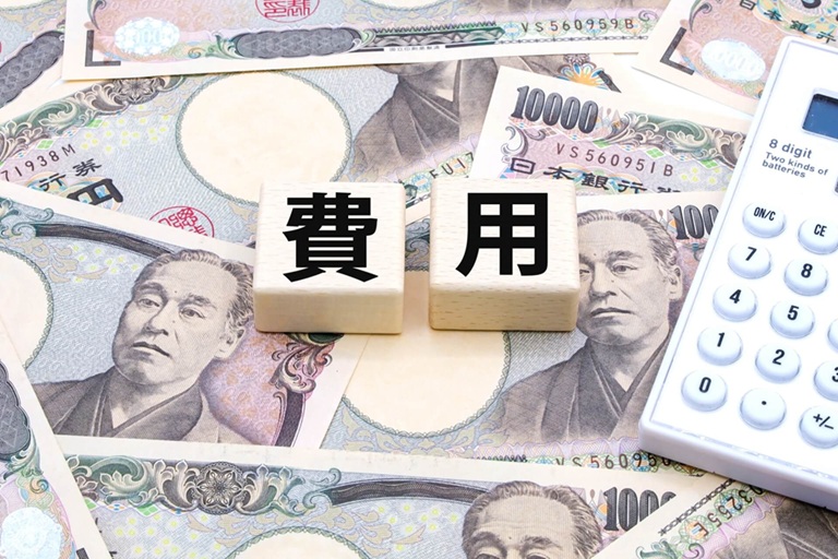 採用支援ツールの導入にかかる費用は？